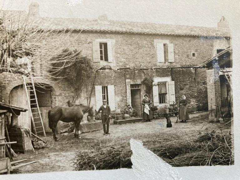 Chez Vero Chambres D'Hotes & Maison En Pierre Contemporaine Suze-la-Rousse Exterior foto